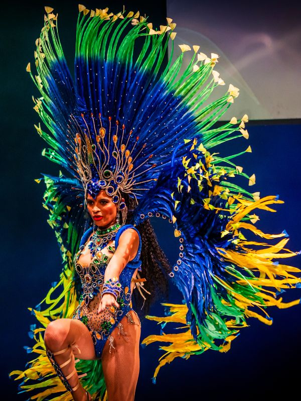 bailarina brasil.jpg